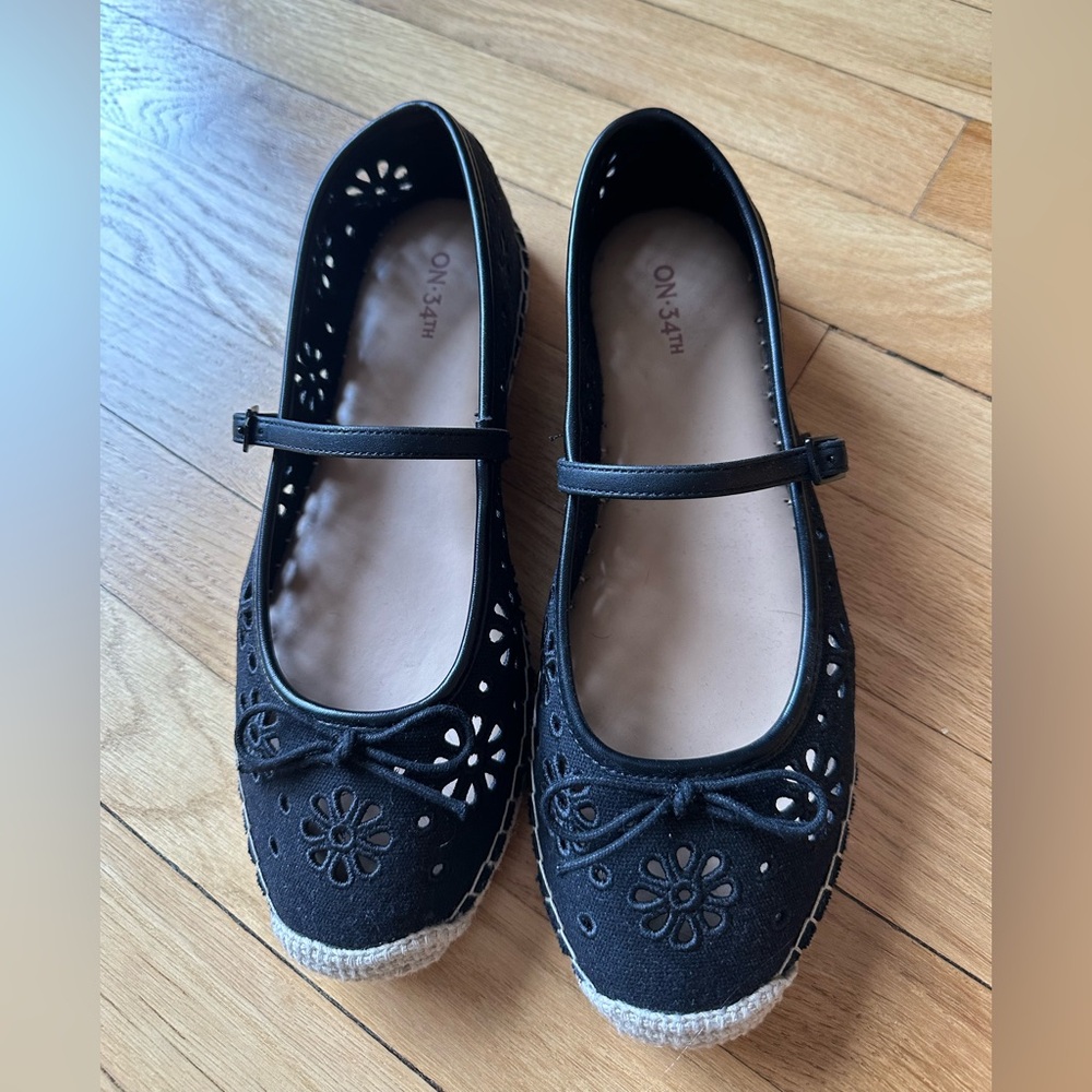 Black Women's Ballet Flats